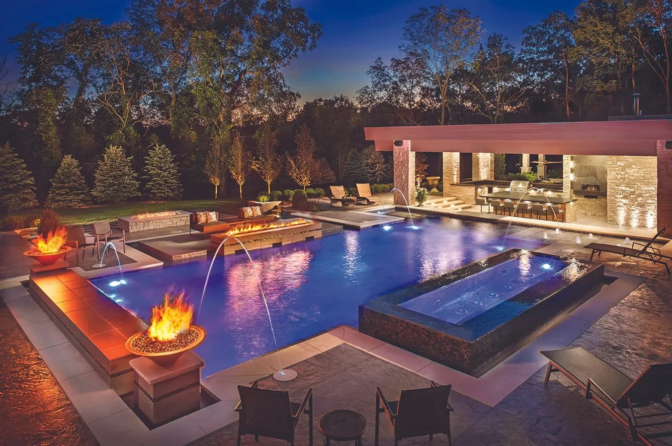 Luxury Pool Designs That Make Your Backyard a Private Paradise