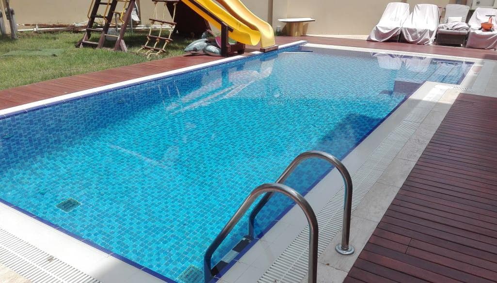 Pool maintenance services by Blue Lagoon Pool